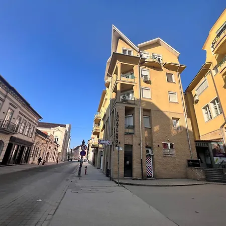 Treasure Land Apartman Miskolc Exterior photo